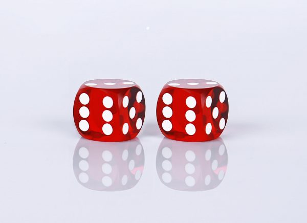Precision dice calibrated dark red – transparent